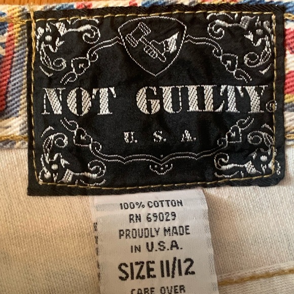 RARE VINTAGE USA/AMERICA “NOT GUILTY” BRAND FADED FLAGS HIPPIE DENIM - Picture 4 of 8